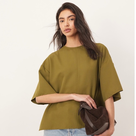 Arrange by ASOS boxy seamed Chic Olive Green Women's Top with black tie detail - Picture 2 of 8
